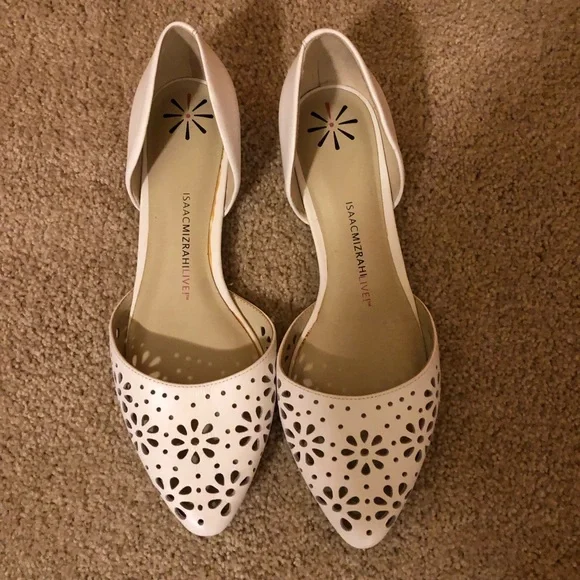 Isaac Mizrahi Cream Floral Cutout Flats - Picture 4 of 5
